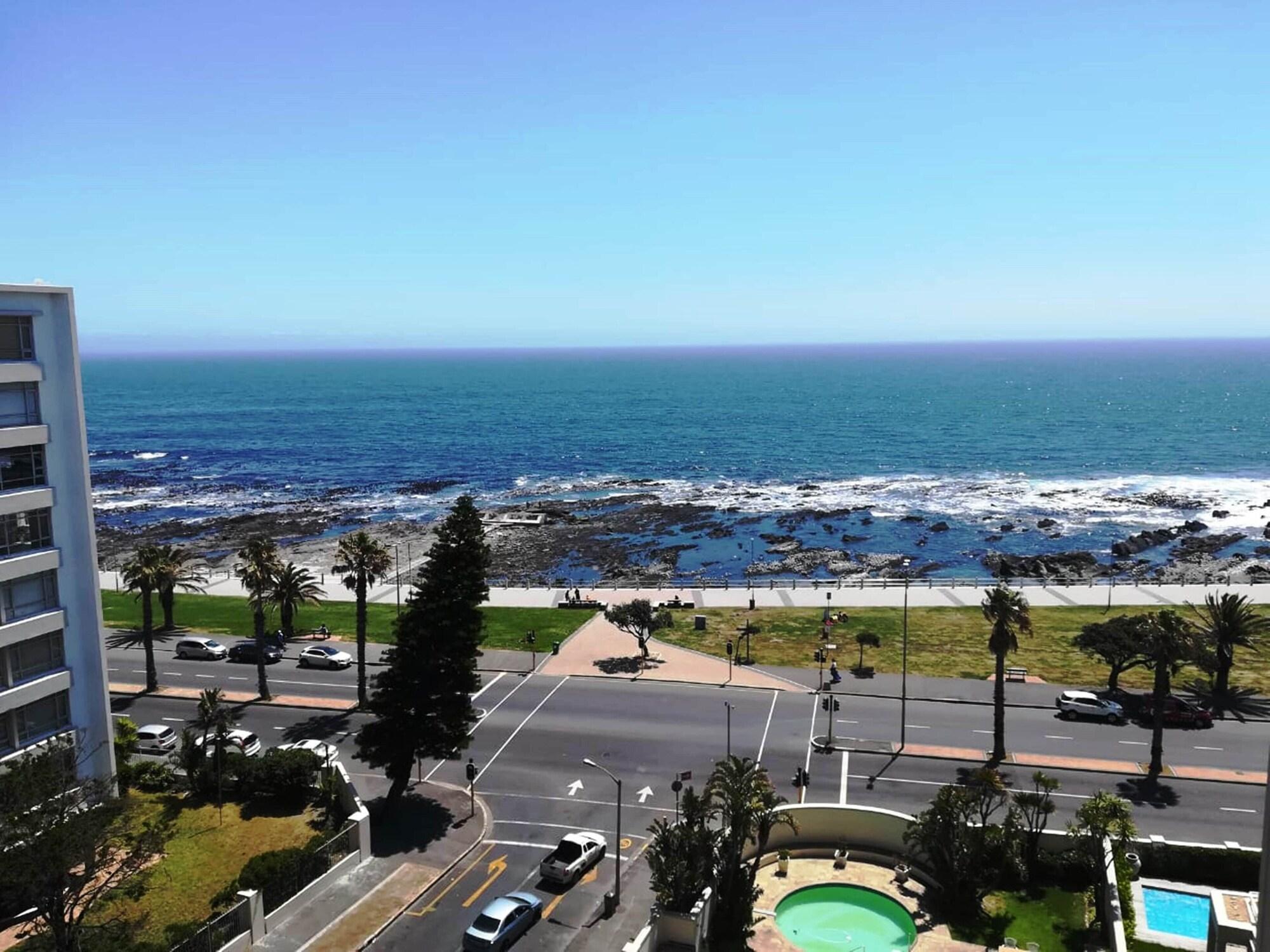 Premier Hotel